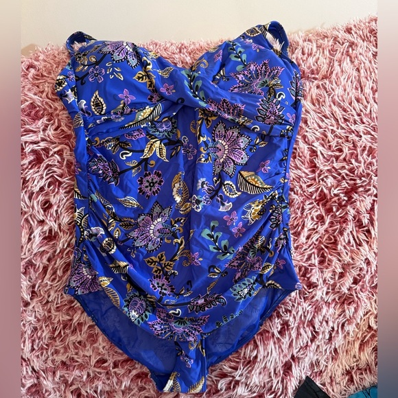 NWT SEA LEVEL CARNIVALE
CROSS FRONT MULTIFIT ONE PIECE - COBALT SZ 12 - Picture 3 of 8